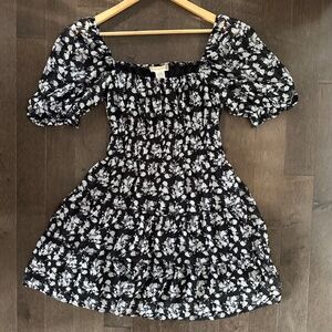 Altar'd State BOHO Chic Floral Mini Dress Cottagecore Peasant Black White Med‎